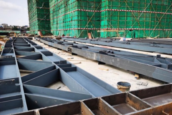 Guangdong Qingyuan Foreign Language School: Lecture Hall Steel Truss, Gymnasium Grid