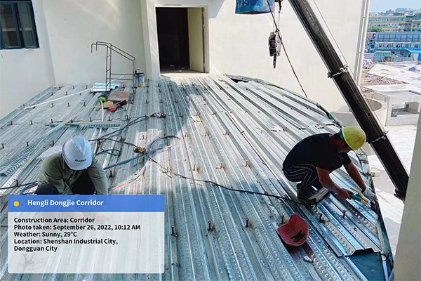 Steel Structure Corridor of Dongjie Foreign Language Primary School in Hengli, Dongguan